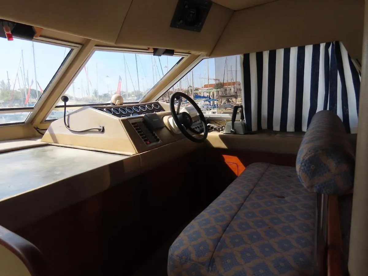 Barco Lusitano Hotel Lisbon Botel
